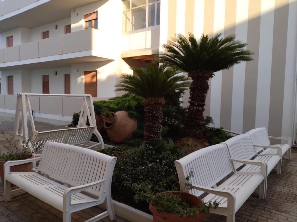 Claudia Residence Alba Adriatica Dış mekan fotoğraf