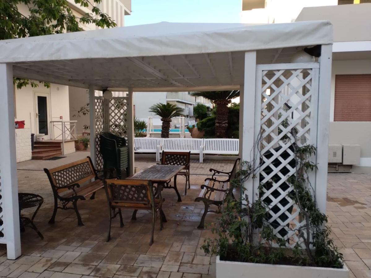 Claudia Residence Alba Adriatica Dış mekan fotoğraf
